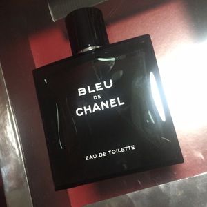 Bleu de Chanel ( eau de toilette)